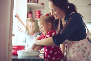 Our Best Tips for Baking with Kids (and Having a Blast While You’re at It!)