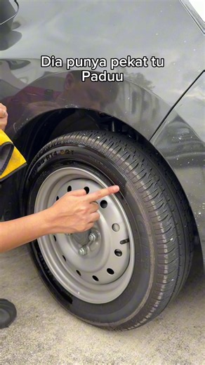 Wax Akomi untuk Kereta: Cara Mudah Kilatkan & Lindungi Cat