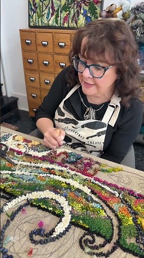 Deanne Fitzpatrick Rug Hooking Studio #rugcraft #diy #rughooking