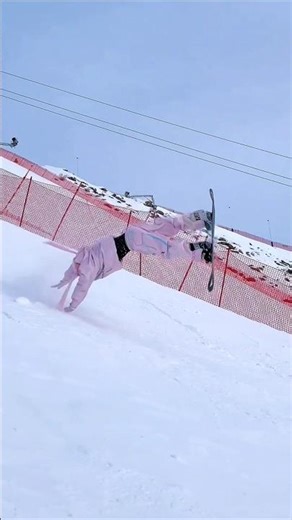 Snowboarder Perfectly Backflip😰😱 #backflip #snowboarding #skiing