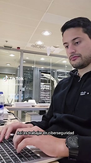 Cómo es trabajar en ciberseguridad: experiencia y tareas clave