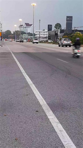 Exploring the Melancholic Vibes of 90s Thai Music