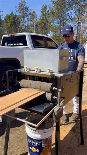 Machine to pre-stain siding. #moneymaker #innovation #newtools #watchthis #wow | The Idaho Painter