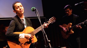 Edna Vazquez - Gracias (World Cafe Version)