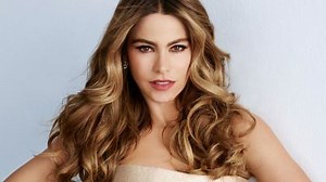 Sofía Vergara: Bio, Height, Weight, Age, Measurements