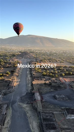 Mexico in 2026? 🇲🇽 Hot air balloons, cenotes, street tacos and Mexico City vibes. Can you feel the vibe? ✨