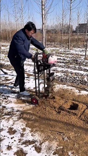 Fast and Precise Digging with a Hand-Push Power Earth Auger