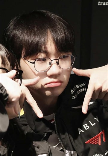 Vitamin Sỏ: Choi Hyun-jun's Iconic Move