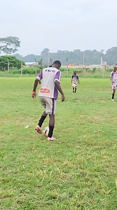 Une séance de jonglerie. EEFC | Emmanuel Eboue