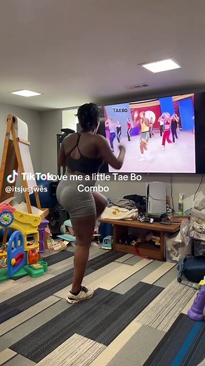 Billy Blanks' Tae Bo Combo Action Workout