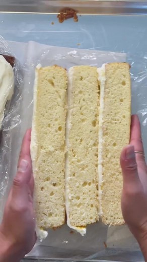 🔴ESTO ES LO QUE RECOMENDAMOS A L HORA DE CUBRIR TU TORTA. 😏 #viralreels #viralpage #virals #cursodepasteleria #buttercreamcake #treslechescake #estadosunidosdenorteamerica #pasteleria | Pasteleriamaster