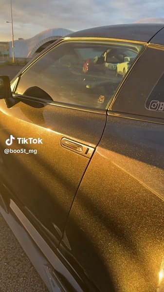 Stunning Paint Effects: Unfiltered Sunset Moments