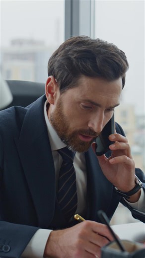 You’re answering the same questions on every call. We turn those questions into FAQ videos that handle the explaining for you — so you can focus on what you actually love doing. | Everest Creative Agency