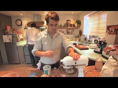 How To Make The Worlds Tastiest Sourdough bread (Updated)