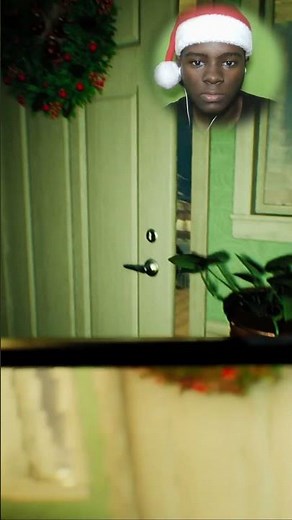 santa clause caught on camera *TERRIFYING*