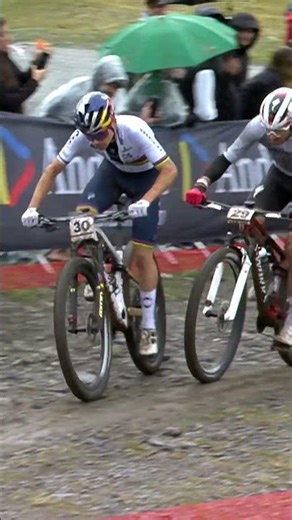 Tom Pidcock Making His Way Through The Pack