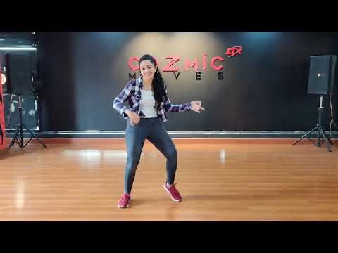 Beautiful Indian girl dance performance bollywood song