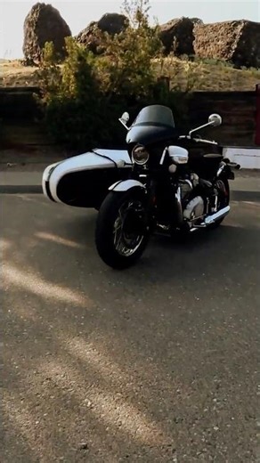 Ride to Rocky - Triumph Sidecar @johnauvin