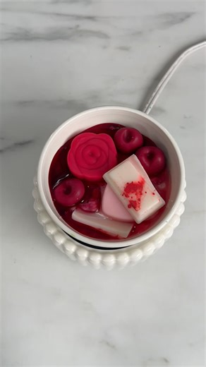 candlescience on Instagram: "Love is in the air and we have major 😍heart eyes😍 for these dreamy Valentine’s wax melts! We used our CocoSol pillar wax to lovingly create these little beauties—1lb and 11lb quantities are 20% off only through Sunday, so don’t miss your chance to snag some and get to crafting your own! #candlescience #candlemakersofinstagram #waxmelts #valentinesday"