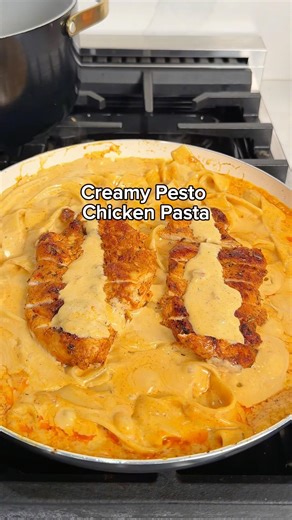 Creamy Pesto Chicken Pasta 🍝👀 (full recipe in comments)
