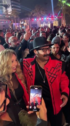 بوسي في إطلالة مميزة بالأسود القصير وتحيي حفل شاهد واتصالات off script