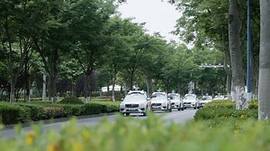 7.6K views · 341 reactions | A ride on a self-driving taxi! Chinese ride-hailing giant Didi Chuxing launched the trial run of self-driving ride service on designated test roads in Shanghai | China Xinhua News | Facebook