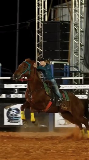 Lorena Trevisan & J’adore Red Berry Shine with 13.144s 🥈🚀 #rodeo