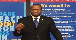 New Lee's Summit superintendent faces lawsuits