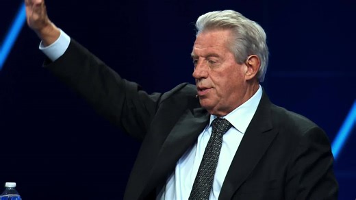 585K views · 4.2K reactions | Join John C. Maxwell in this FREE training to learn how to make small but significant shifts to your leadership style. Tap below to access the limited-time training now. | Maxwell Leadership | Facebook