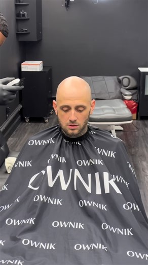 Randy Rodriguez on Instagram: "WOWWWW IMPRESIONANTE REACCIÓN Subiendo el Autoestima a nuestros clientes 1st SESSION ✅ BEFORE & AFTER ⚫️ Scalp Micro Pigmentation ⚫️ Hairline Restoration ⚫️ Instant Results @owniksupplies #scalpmicropigmentation #willystylesmp #naplesflorida #micropigmentacion"