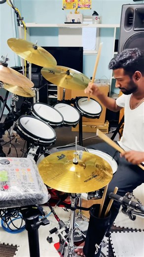 Sanda Hadu Didi (සඳ හාදු දිදී) | Chandana Liyanarachchi | Line Back Japan