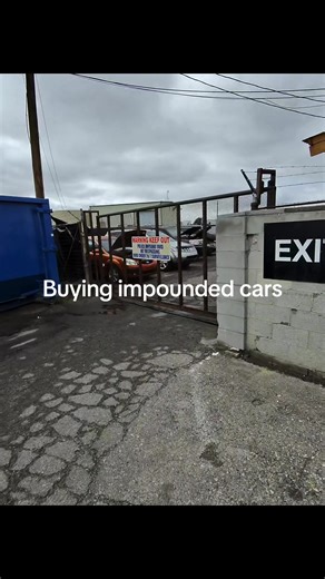 On todays episode of stealing cars from the auction I somehow picked up a 2006 Acura TSX with a 6 speed manual transmission for less than $3k oh and it only has 173k miles! It also has an injen intake and DC headers. Now that I have two 6mt TSX’s I think the plans to keep one fully OEM and turbo the other via a series on here. #honda #tsx #fpv #carsoftiktok #foryoupage