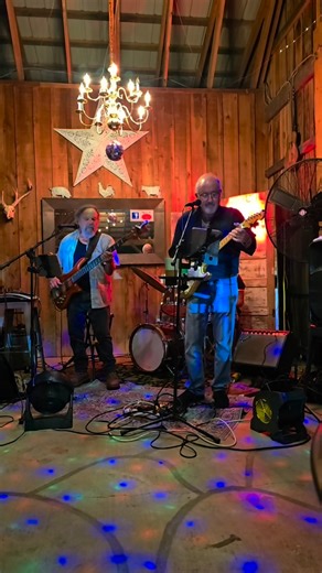 The Haus Band is rocking the Roadhouse tonight! 💯 They are here until 9!! Come on down and grab a bite to eat and listen to them play! You'll be glad you did! 😍 | Fisher's Roadhouse Cafe'