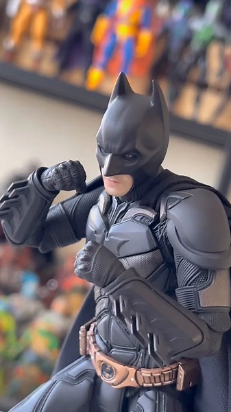 Unboxing the Dark Knight Rises Batman Figure