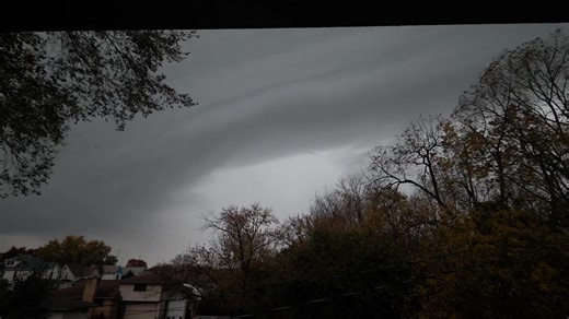 Nice stacked shelf moving through Bucyrus this morning. | Bucyrus Ohio Weather