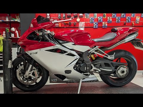 MV AGUSTA F4 1000 R, THE FERRARI OF MOTORCYCLES [4K UHD]
