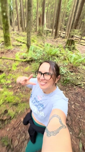 The most magical trail 🌲⛰️ Squak Mountain Trail Issaquah, WA #PNW #squakmountain #washington #hiking #trail