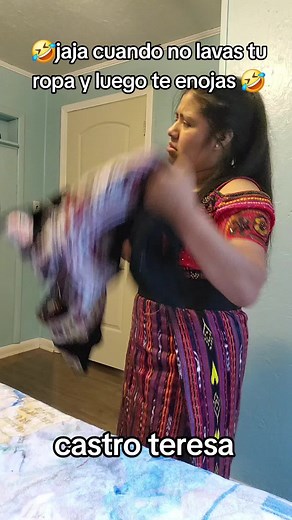 Humorous Moments in Sofia Castro's 'Teresa'