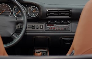 Blaupunkt offers classic car radio packed with modern tech