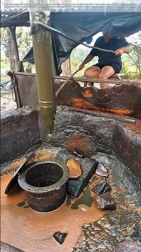 Traditional Drilling: Borehole Extraction at a Crude Oil Well