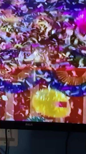 Barney’s Super Singing Circus Goodbye Scene