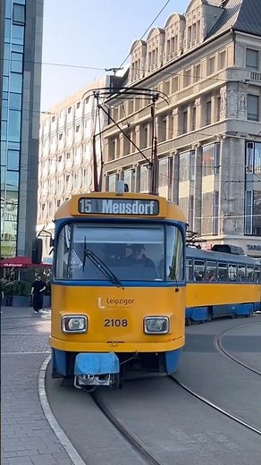 Straßenbahn Leipzig | Tatra T4D am Augustusplatz #öpnv #tram #trainspotting #tatra #leipzig #T4D #T4