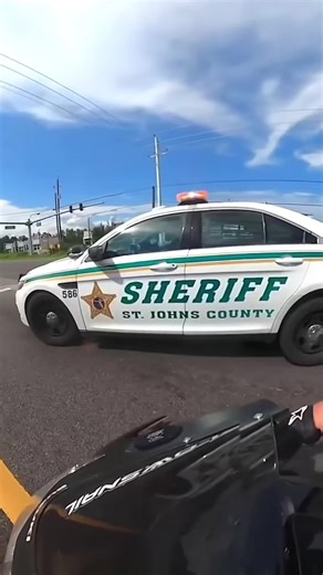 When An Officer Arrests A Biker Without Saying A Word #police #policeofficer #cops #copsoftiktok #usa🇺🇸