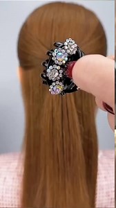 998 reactions · 77 shares | Tutorial sanggul rambut panjang simpel dan cantik #tutor #sanggul #simpel #cantik #keren #elegant #hairstyle #amazing #reeltrending #fyp #viral #jangkauanluas #followers | Nurlijapasaribu | Facebook