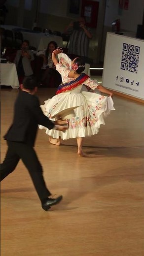 ✨ Descubre el encanto de la danza nacional del Perú 🙌