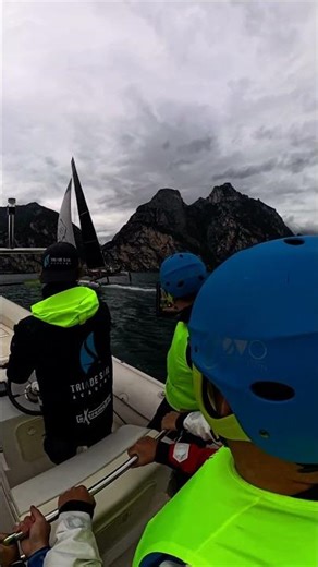 Siamo attaccati al catamarano extreme 40