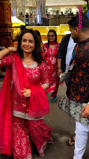 Aanchal Munjal Arrived To Seek Blessing Of Ganpati BappaCelebration 💕 . . #explorepage #aanchalmunjal #ganapti | Womansera