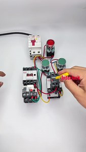 Double interlock circuit for controlling the forward and reverse rotation of the motor #электричество #электрика #электрикаподключ #электрикавдоме #электромонтаж #электрики #электрик #электромонтажныеработы #электрощит #сборкащитов #сборкащит #сборкащита #сборкащитков #щиток #щитовойдом #nelikdulatov #electrician #electro #electric #electricians #electrical #eletricista #electricista #электрик #electrician #عامل_الكهرباء #powersupply #electricity | CNC Electric
