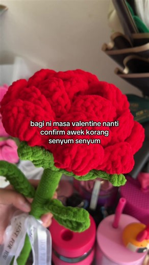 Giant Crochet Flowers for Valentine's Day