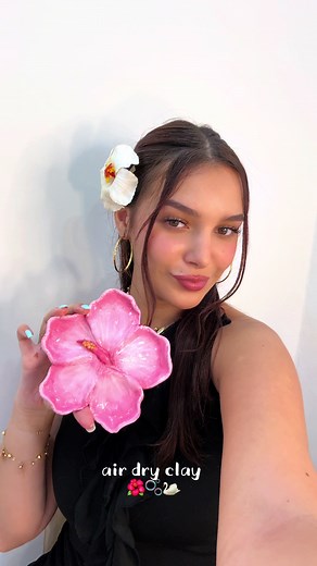 DIY Hibiscus Flower Jewelry Holder